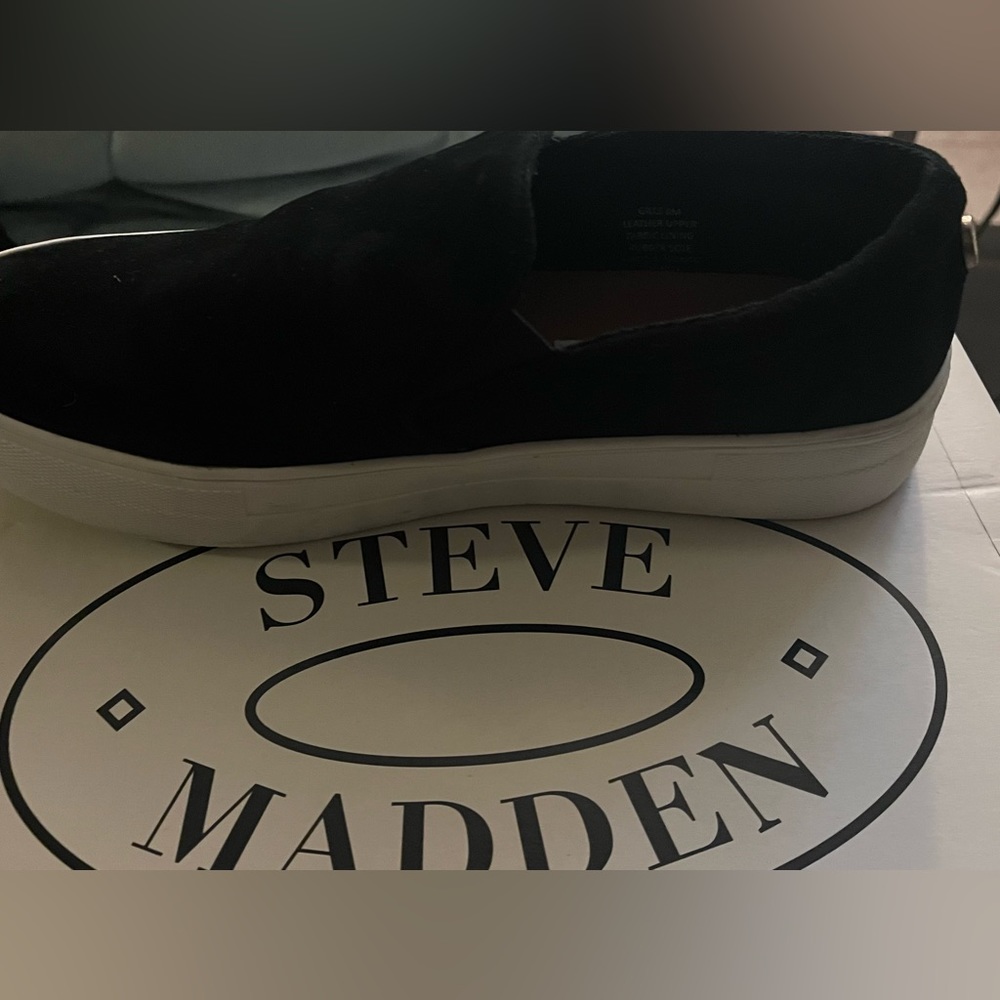 All black Steve Madden “Gills” black sued